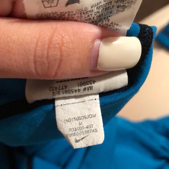 nike long sleeve shirt - Picture 3 of 3